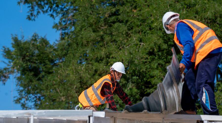 Professional metal roof installation weston services in Weston
